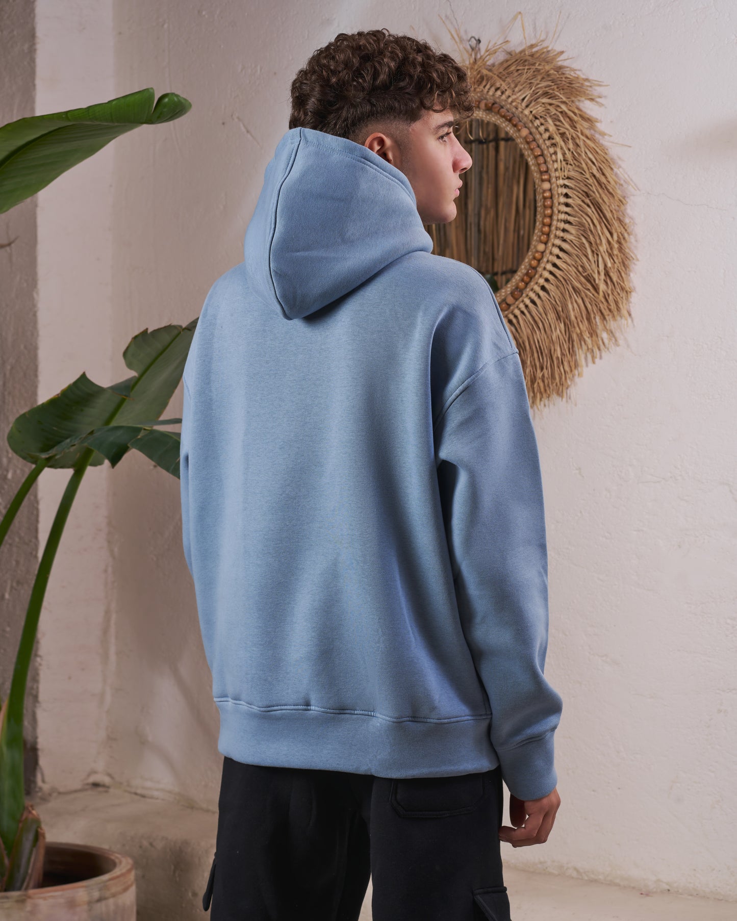 BASIC HOODIE