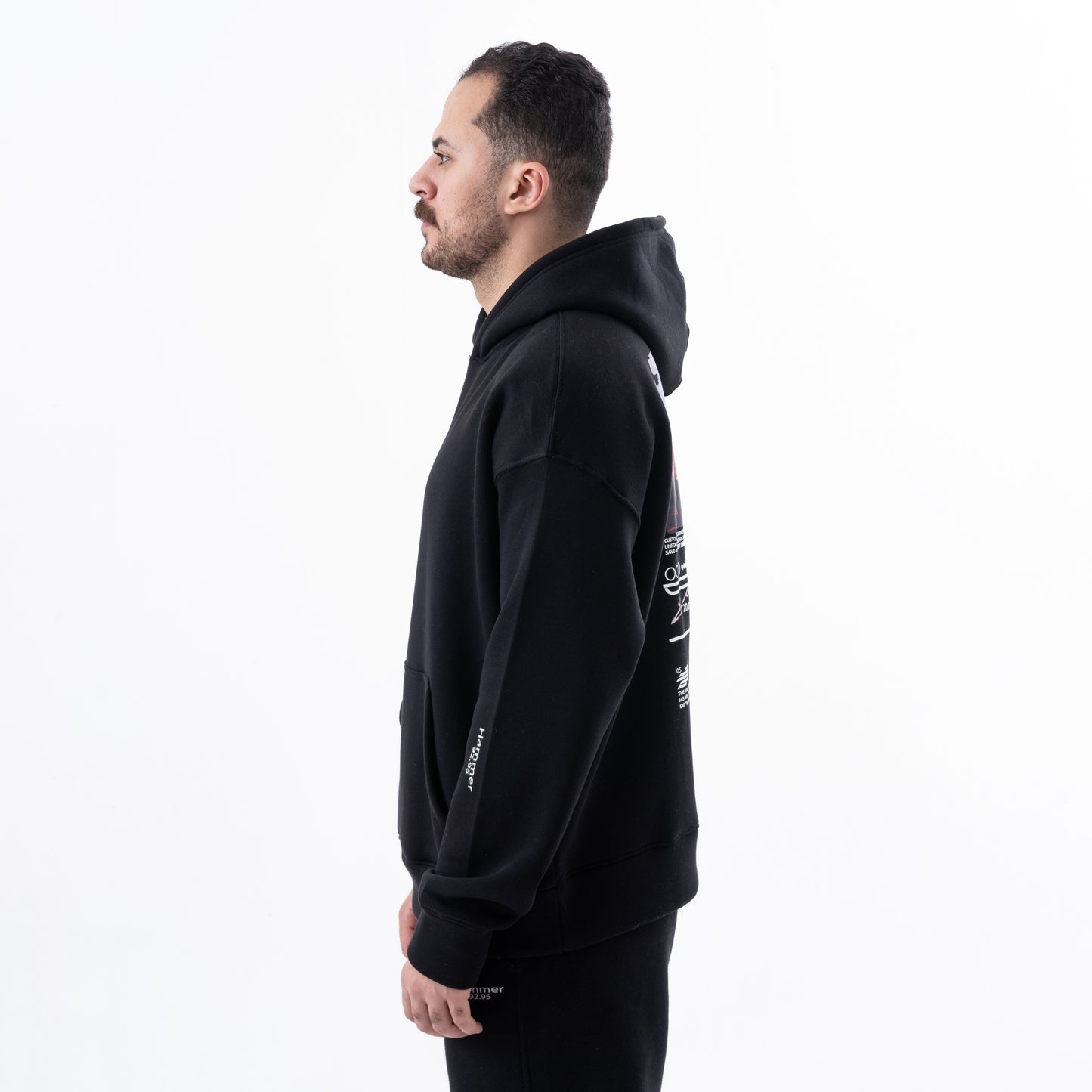 SIGNATURE HOODIE