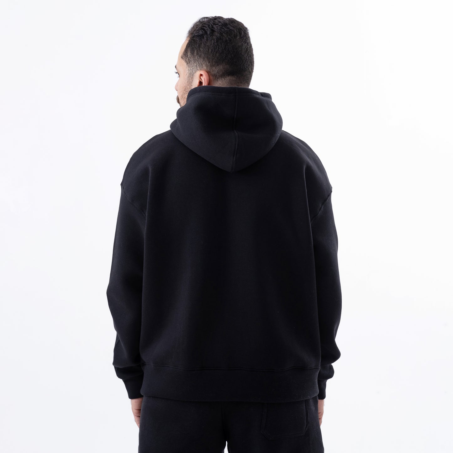 BASIC HOODIE