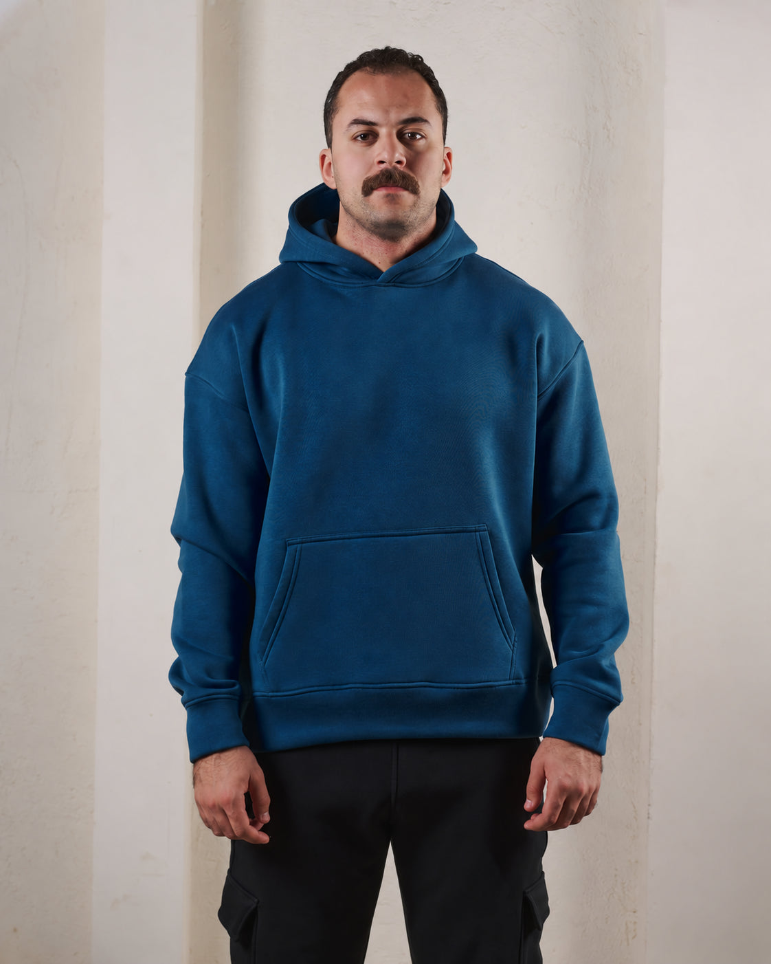 Original HAMMER basic hoodie photo showing the hood, dropped shoulders, kangaroo pocket and ribbed hem